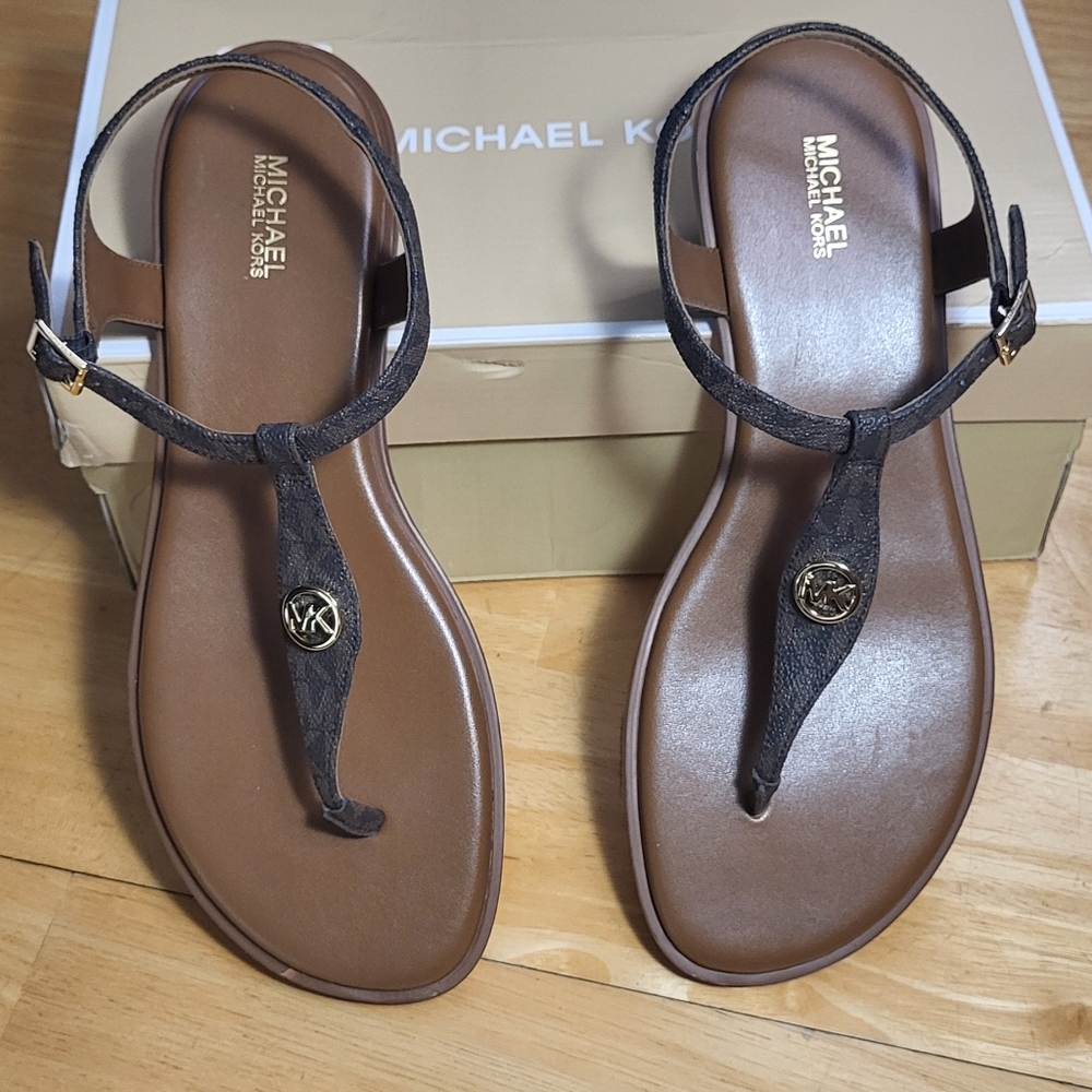 ****SOLD**** Womens Mallory Thong Brown Ankle Strap Sandals Size 9.5 Logo